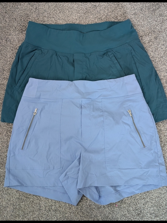 Athleta Pants - Women’s Performance Shorts - Light Blue & Teal